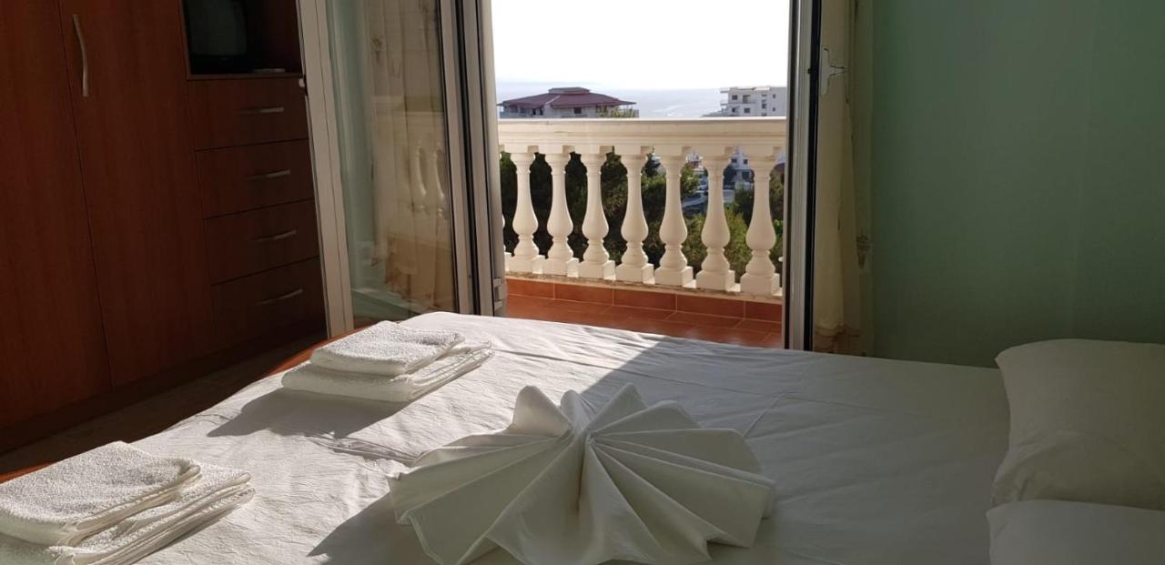 Stunning Sea View Apartments ซารานเดอ ภายนอก รูปภาพ