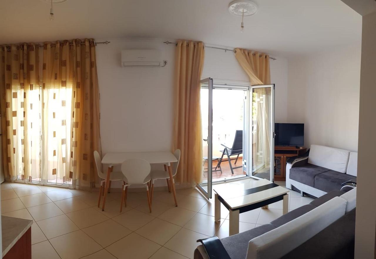 Stunning Sea View Apartments ซารานเดอ ภายนอก รูปภาพ