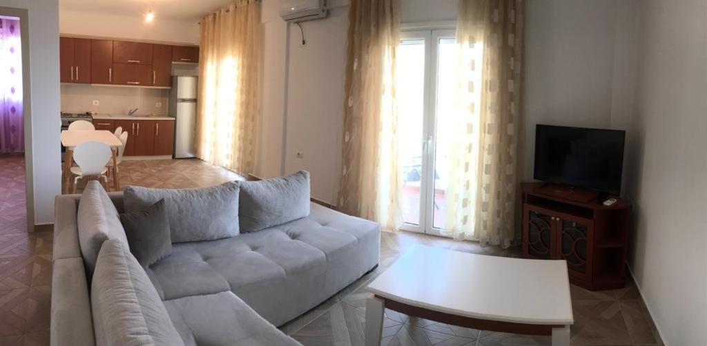 Stunning Sea View Apartments ซารานเดอ ภายนอก รูปภาพ