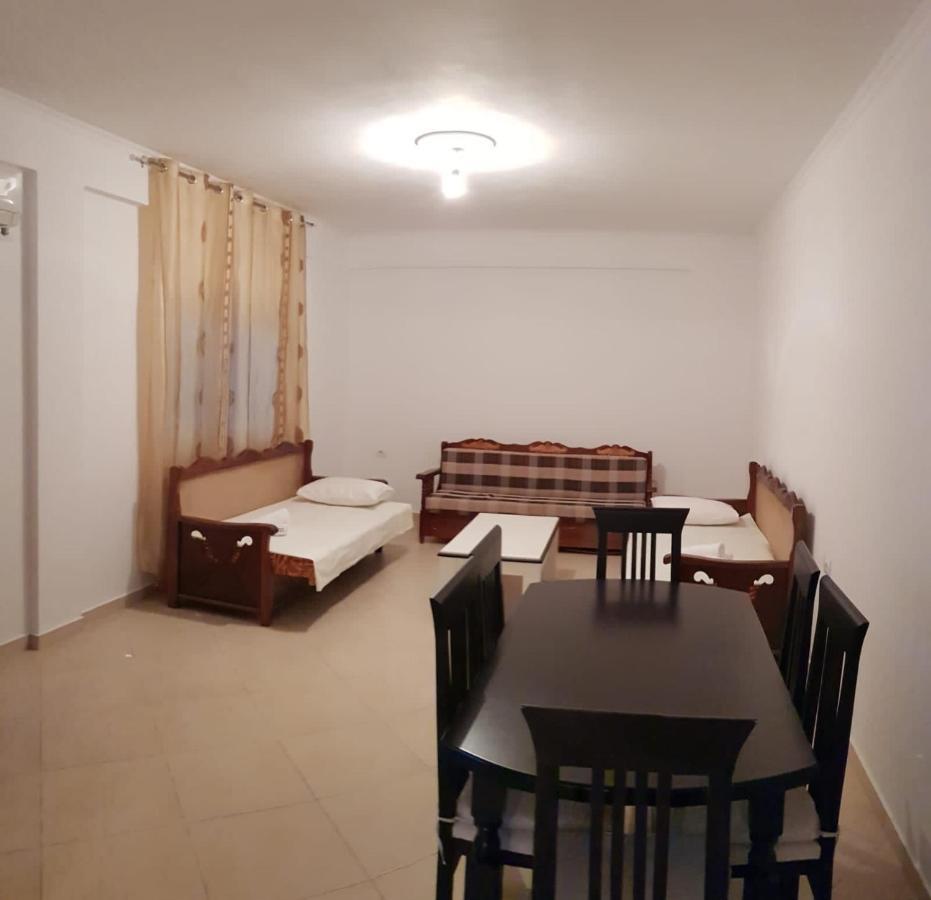 Stunning Sea View Apartments ซารานเดอ ภายนอก รูปภาพ
